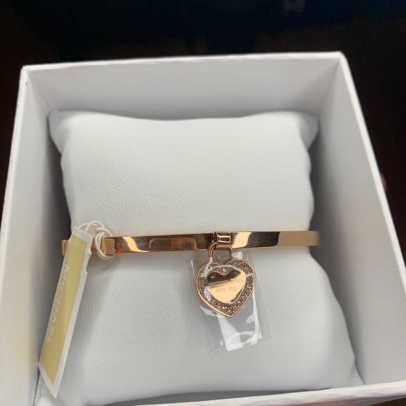 Michael Kors bangle bracelet,Rose Gold tone HEART, - Picture 3 of 8